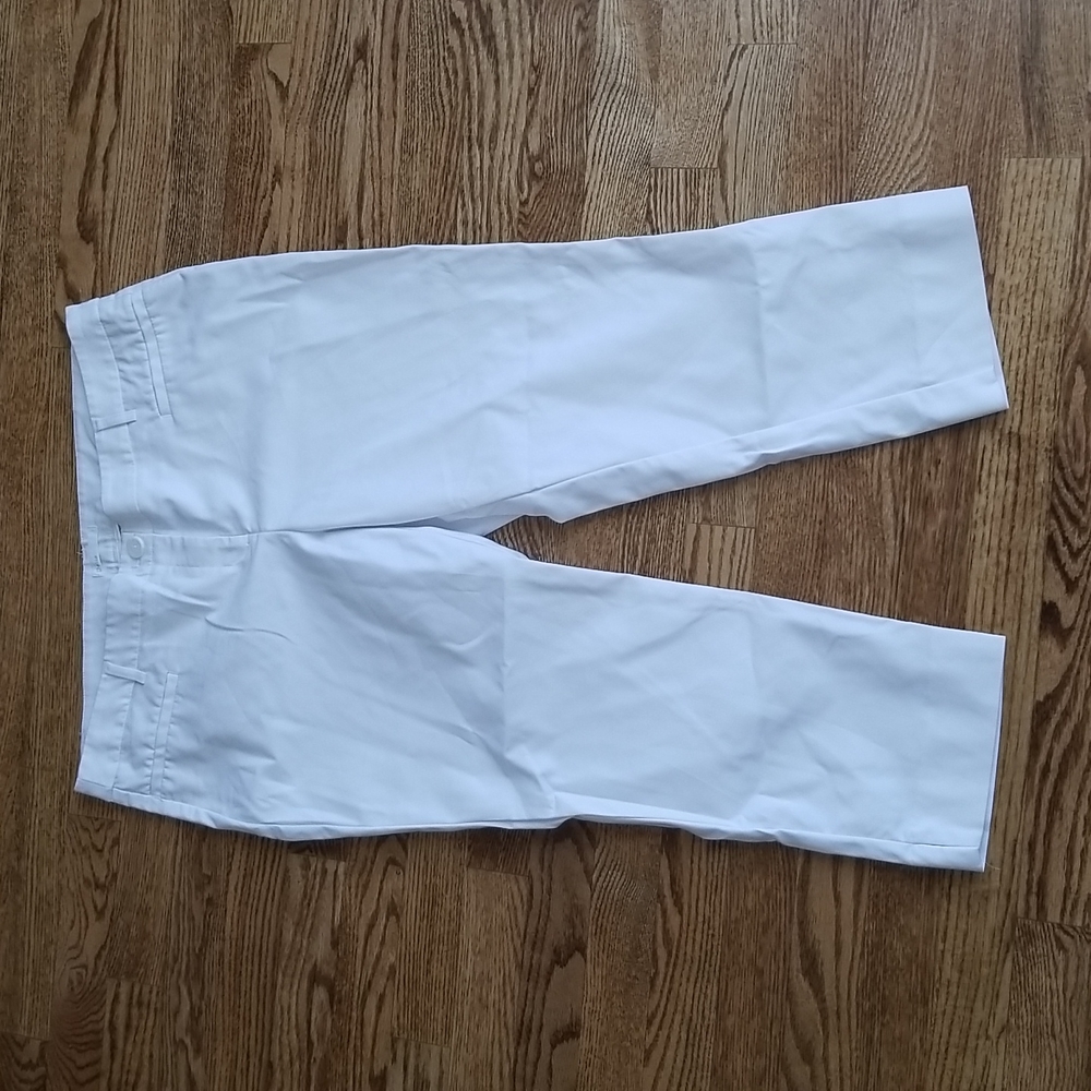 (14) Dalia White Cotton Blend Capri Pants Casual Neutral Cottagecore Minimalist